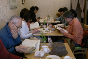 ケーキショップで勉強会