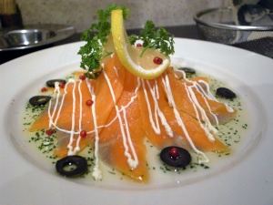 サーモンのカルパッチョ